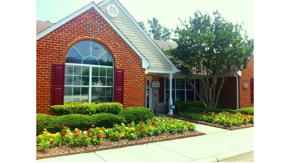 Foxridge Apartments | 200 Foxridge Crescent, Durham, NC 27703, USA | Phone: (919) 957-8456