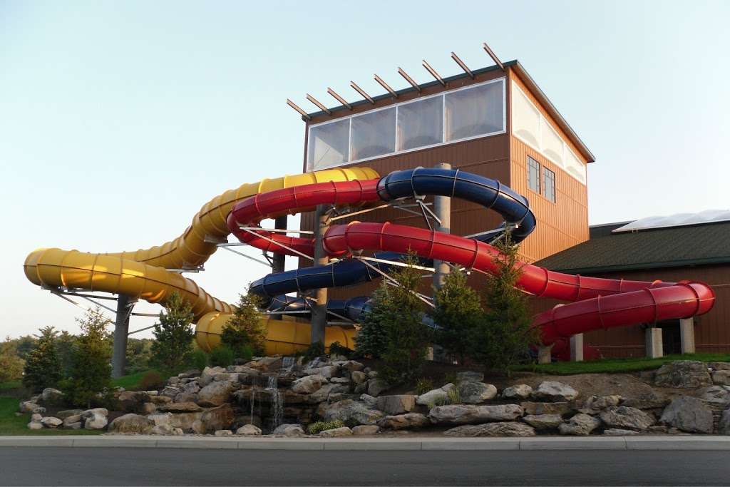 H2Oooohh Indoor Waterpark | 428 Moseywood Rd, Lake Harmony, PA 18624, United States | Phone: (570) 722-9111