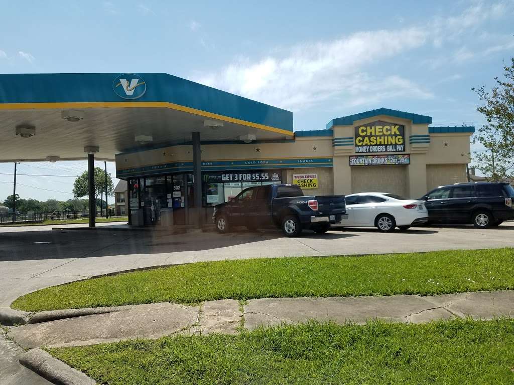 Valero | 502 TX-332, Lake Jackson, TX 77566, USA | Phone: (979) 297-9721