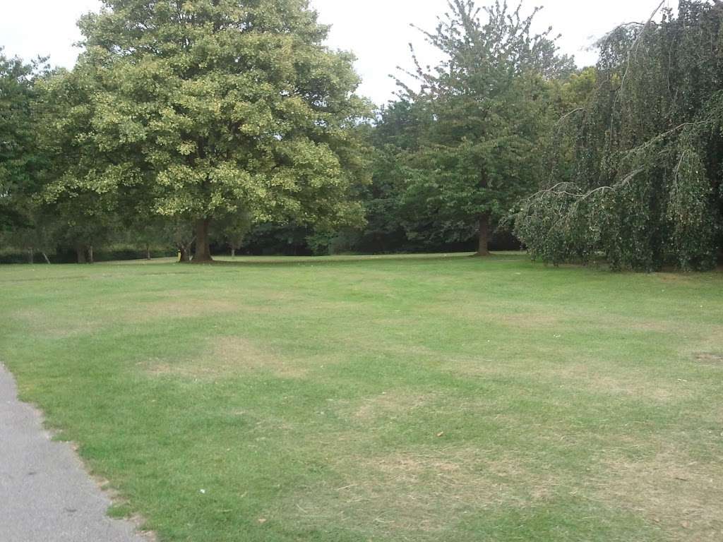 King Georges Playing Fields | Ingrave Rd, Warley, Brentwood CM14 5AE, UK