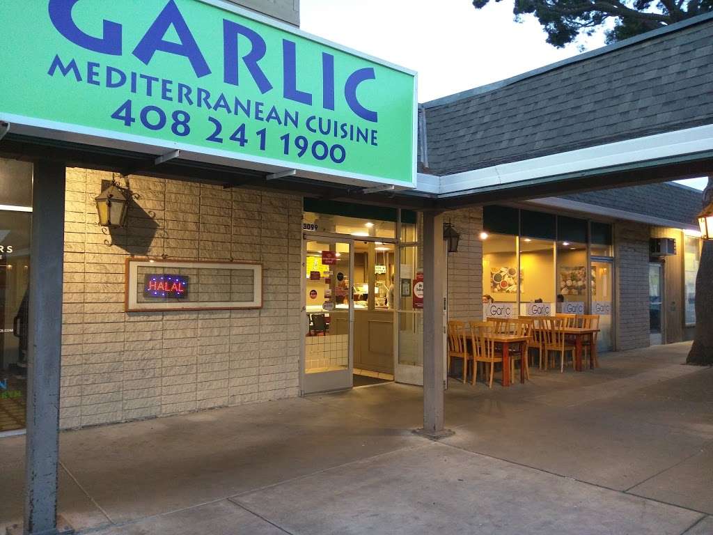 Garlic Mediterranean Grill and Catering | 3099 El Camino Real, Santa Clara, CA 95051, USA | Phone: (408) 241-1900