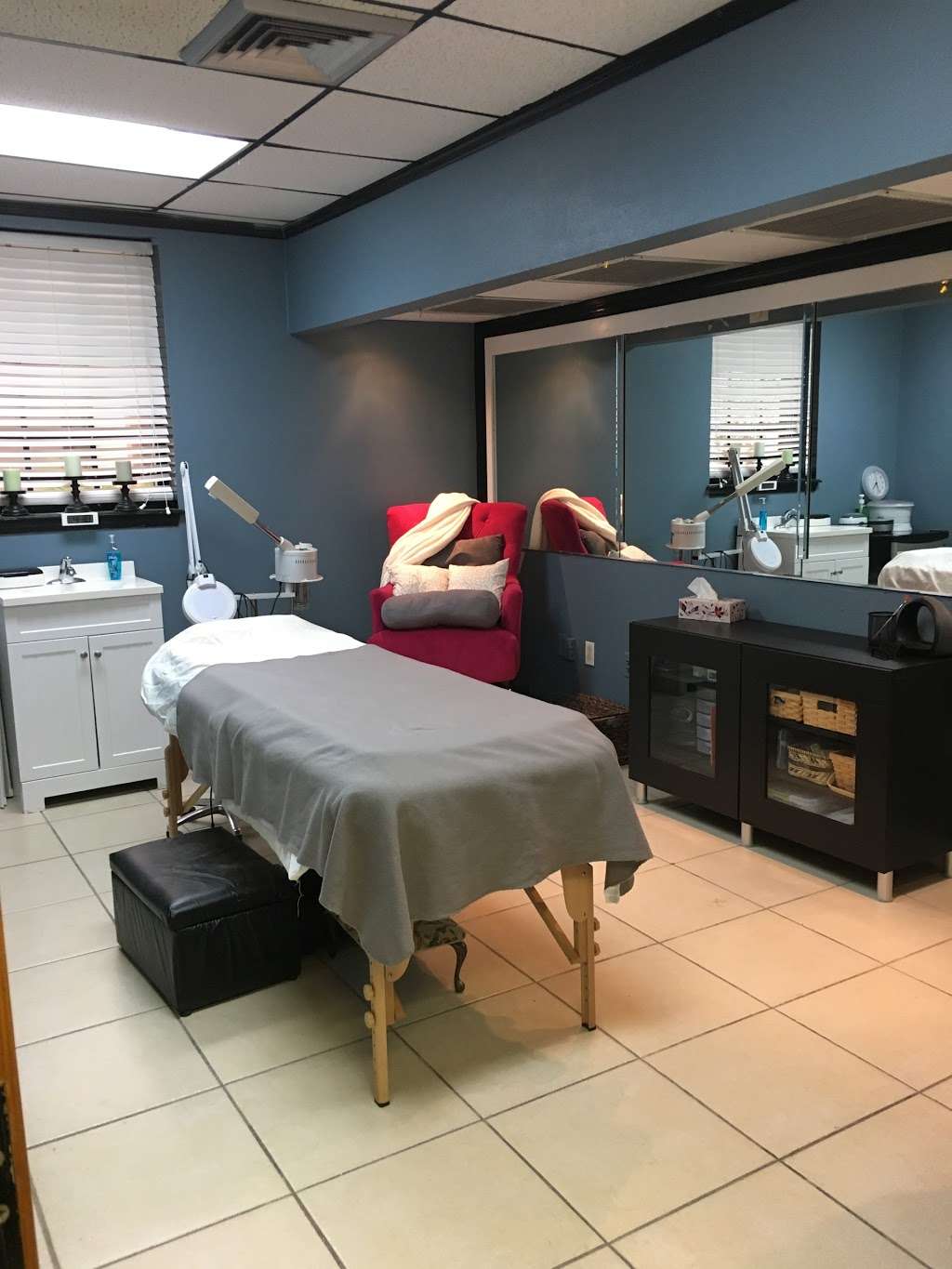 Spa Unico | 4401 E Colonial Dr #101, Orlando, FL 32803, USA | Phone: (305) 699-4667