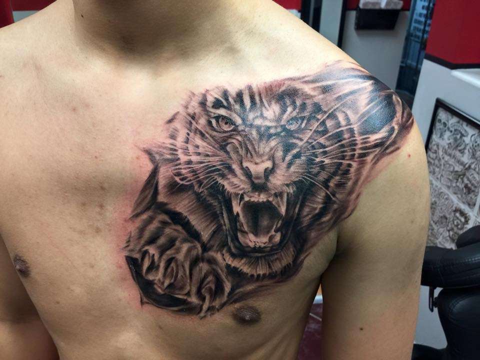 831 Tattoos | 6231 W National Ave, West Allis, WI 53214, United States | Phone: (414) 800-5887