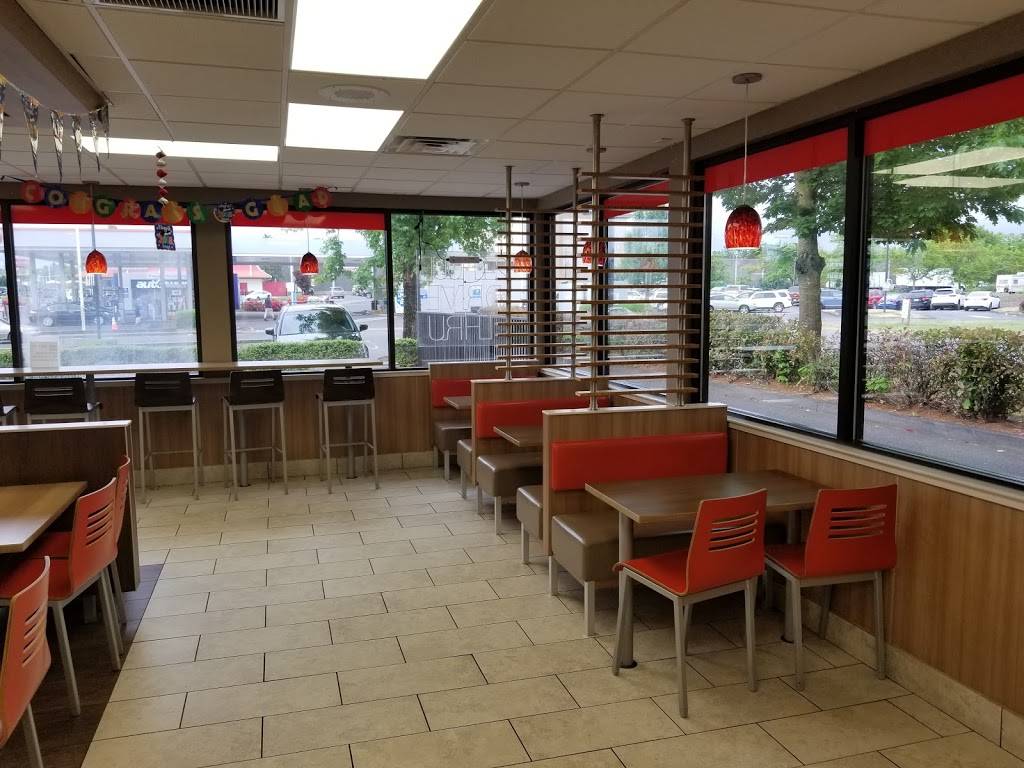 Burger King | 2301 NE 181st Ave, Portland, OR 97230, USA | Phone: (503) 666-1238