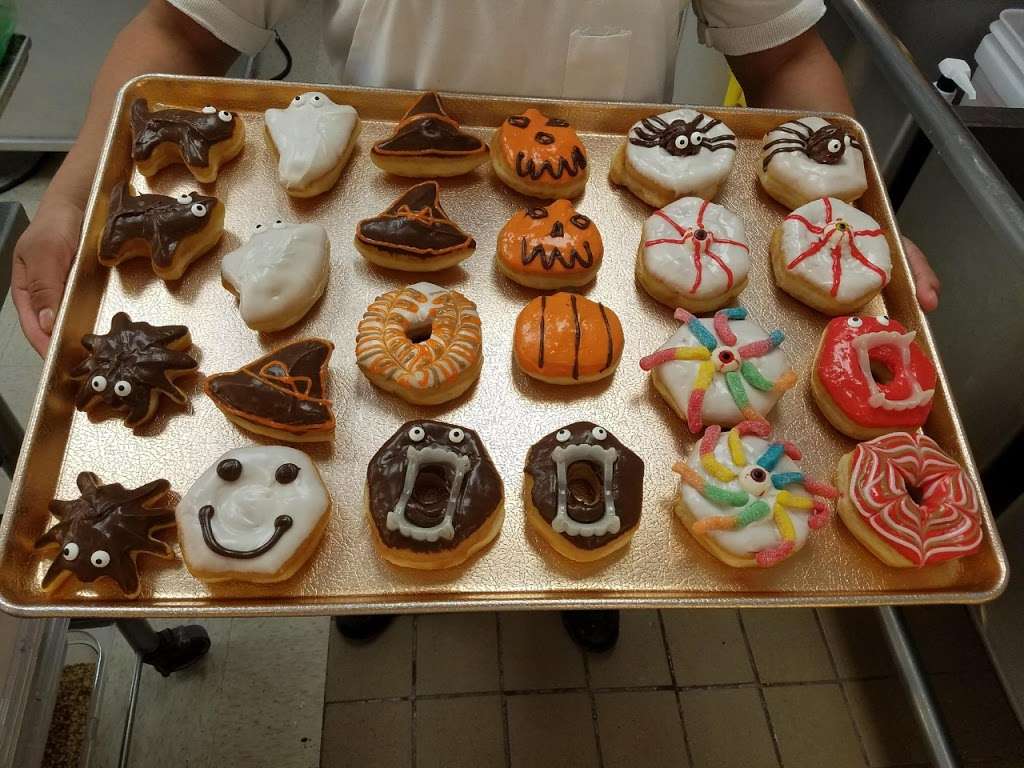 Shipley Do-Nuts | Gessner Gessner Rd, Houston, TX 77080, USA | Phone: (713) 932-0905