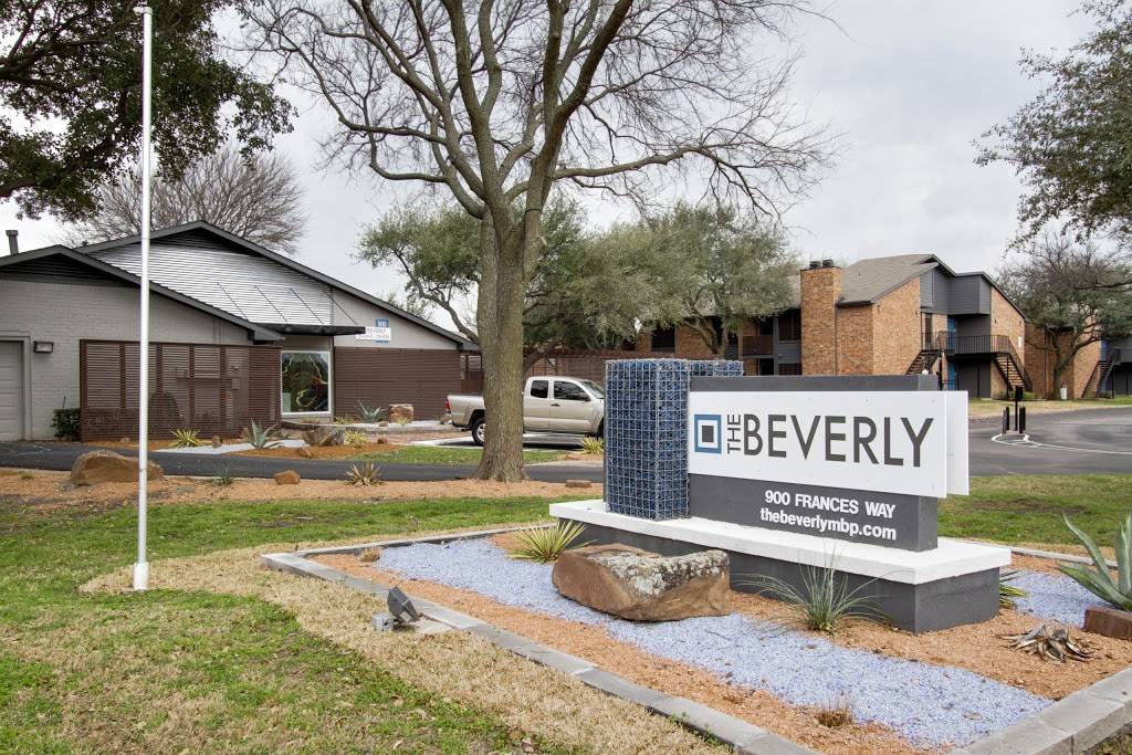 The Beverly Apartments | 900 Frances Way, Richardson, TX 75081, USA | Phone: (972) 690-5456