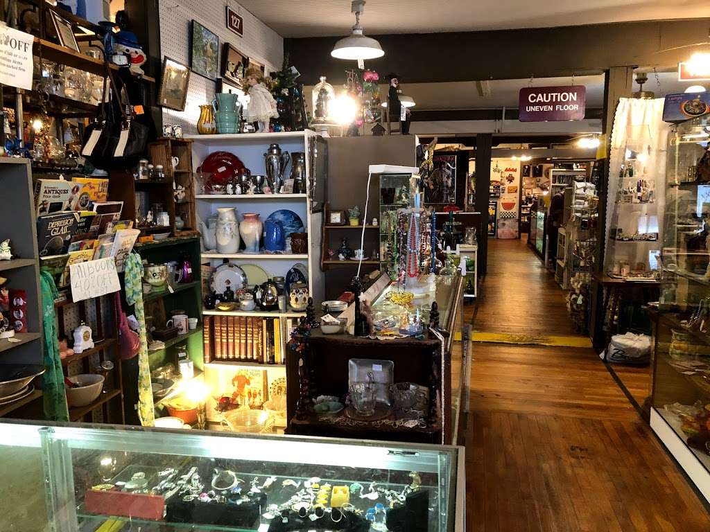 Antique Depot | 3720 Maryland Ave, Ellicott City, MD 21043 | Phone: (410) 750-2674