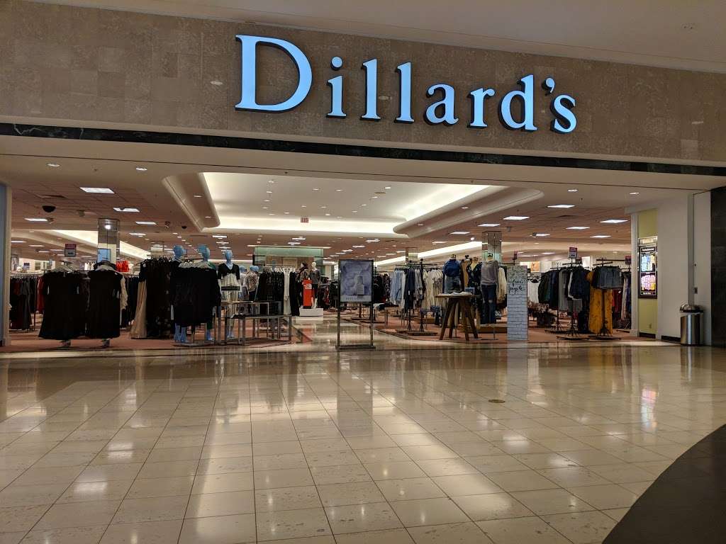 Dillards | 1201 Lake Woodlands Dr #400, The Woodlands, TX 77380 | Phone: (281) 363-9300