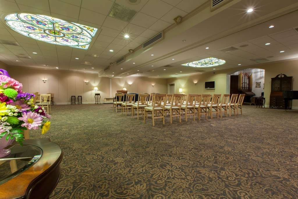 Goodwin Funeral Home | 200 S Main St, Frankfort, IN 46041, USA | Phone: (765) 654-5533