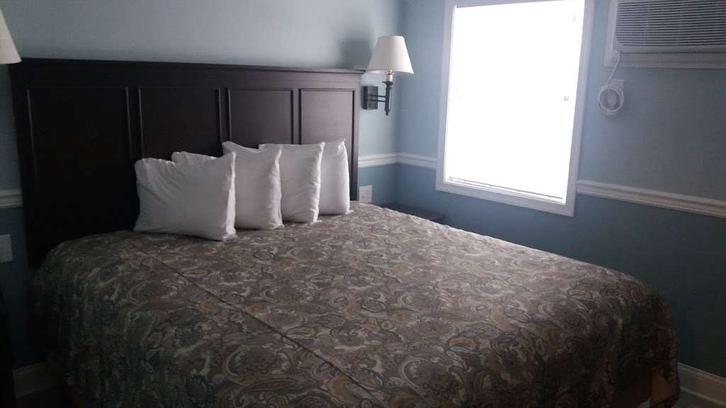 The Stone Harbor Inn | 9700 2nd Ave, Stone Harbor, NJ 08247, USA | Phone: (609) 368-4422