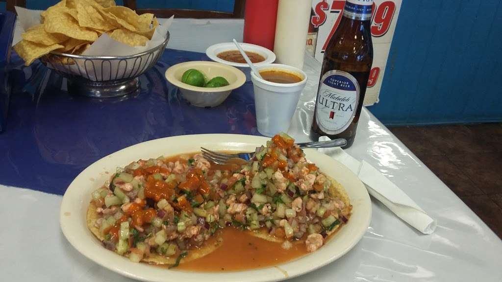 Mariscos Culiacan | 5821 N 67th Ave #101, Glendale, AZ 85301, USA | Phone: (623) 847-4664