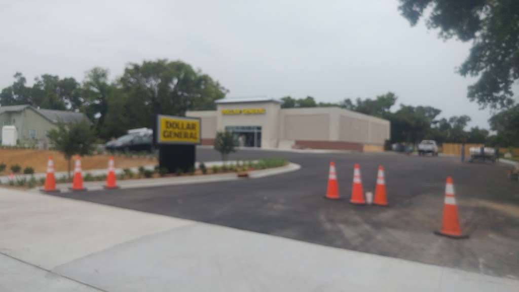 Dollar General | 210 N Ridgewood Ave, Edgewater, FL 32132 | Phone: (386) 478-4789