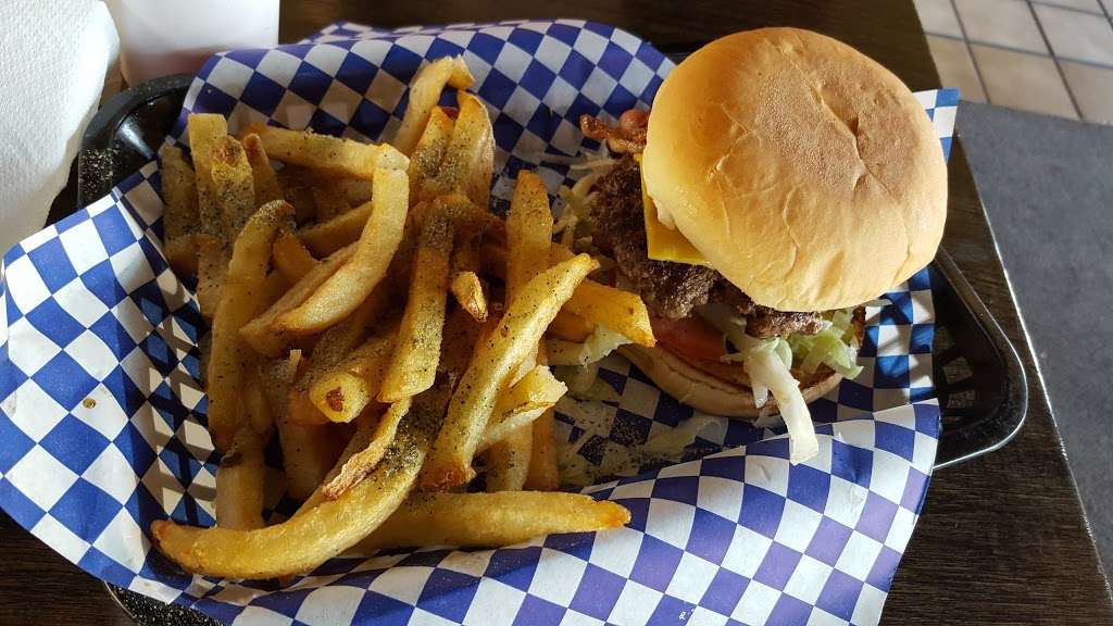 Jimmys Burgers | 4141 W Wheatland Rd, Dallas, TX 75237, USA | Phone: (972) 283-6061