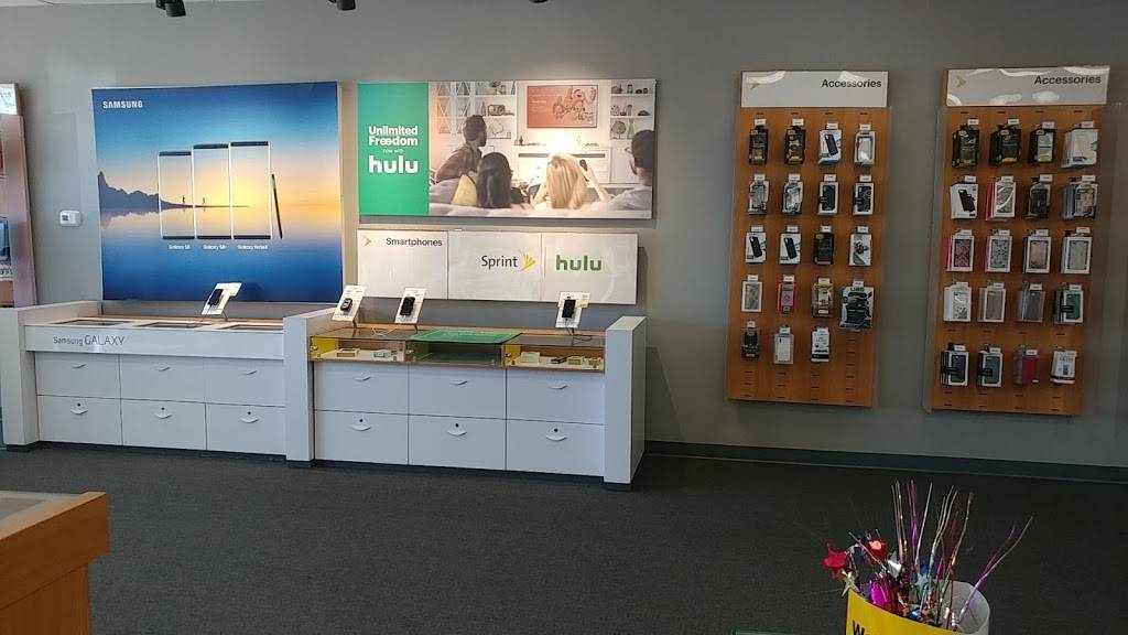 T-Mobile | 1540 Eastchase Pkwy, Fort Worth, TX 76120, USA | Phone: (817) 417-9320