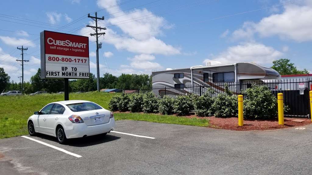 CubeSmart Self Storage | 8716 Jefferson Davis Hwy, Fredericksburg, VA 22407, USA | Phone: (540) 891-6500