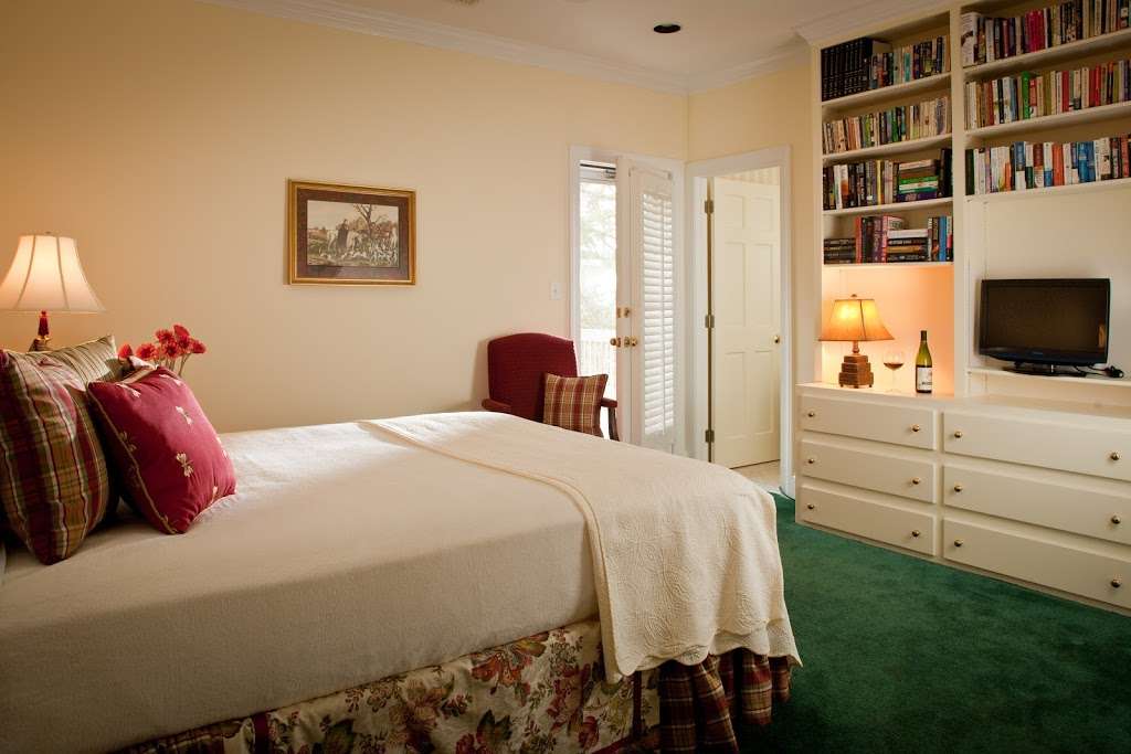 Inn at Whitewing Farm | 370 Valley Rd, West Chester, PA 19382, USA | Phone: (610) 388-2013