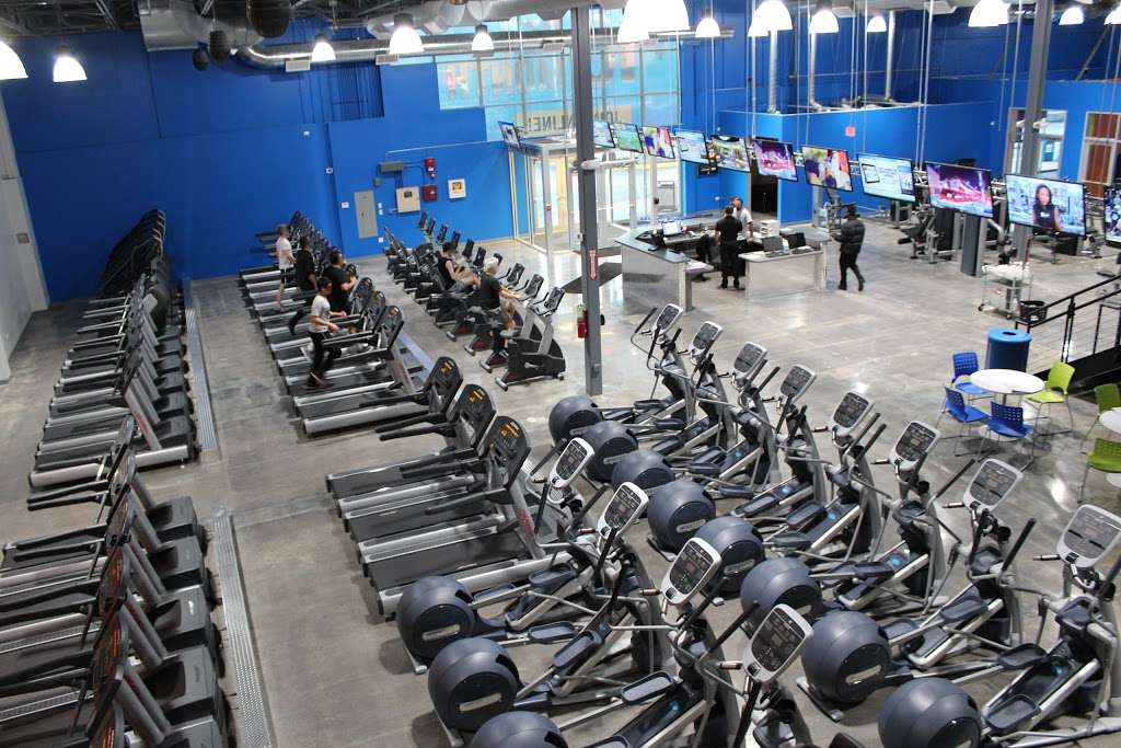 Charter Fitness of North Riverside, IL | 1770 S Harlem Ave, North Riverside, IL 60546 | Phone: (708) 488-0062