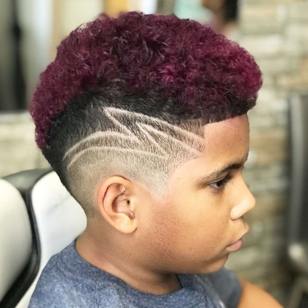 Fade Theory Barber Lounge | Studio 1, 17947 Interstate 45 N #226, Shenandoah, TX 77385, USA | Phone: (832) 919-7080