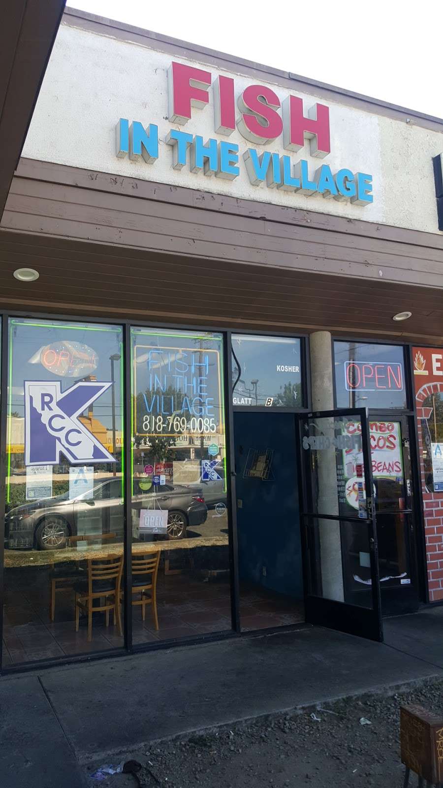 Fish In the Village Market | 12450 Burbank Blvd B, Valley Village, CA 91607, USA | Phone: (818) 769-0085