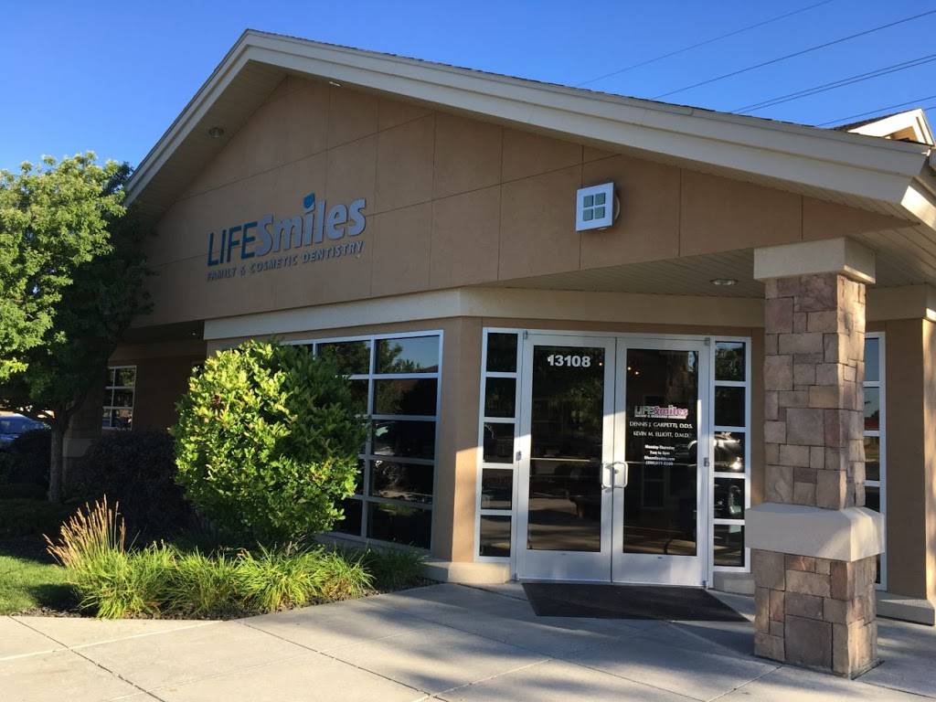 LIFESmiles Family and Cosmetic Dentistry | 13108 W Persimmon St, Boise, ID 83713, USA | Phone: (208) 377-2160