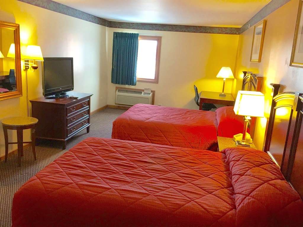 Executive Inn and Suites | 680 S Green Bay Rd, Waukegan, IL 60085, USA | Phone: (847) 244-0088