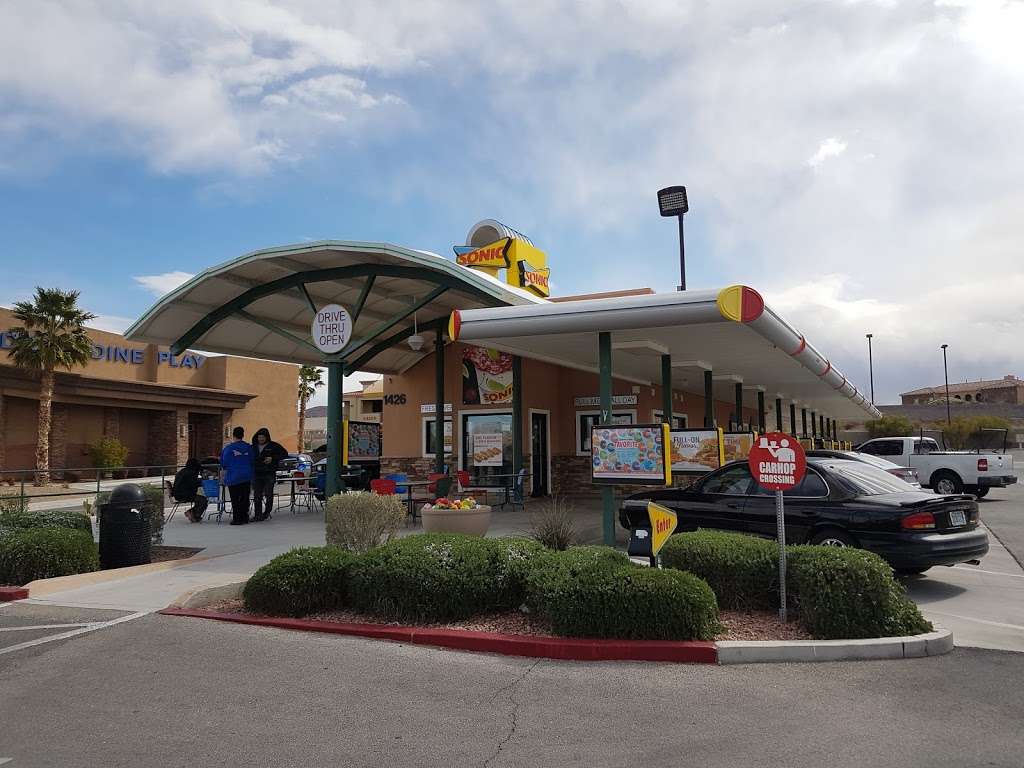 Sonic Drive-In | 1426 E Lake Mead Pkwy, Henderson, NV 89015, USA | Phone: (702) 633-0051