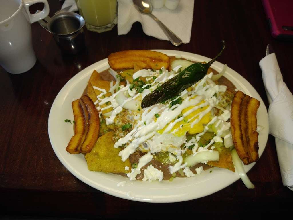 El Paso Restaurant | 1252 Broad St, Central Falls, RI 02863, USA | Phone: (401) 543-8920