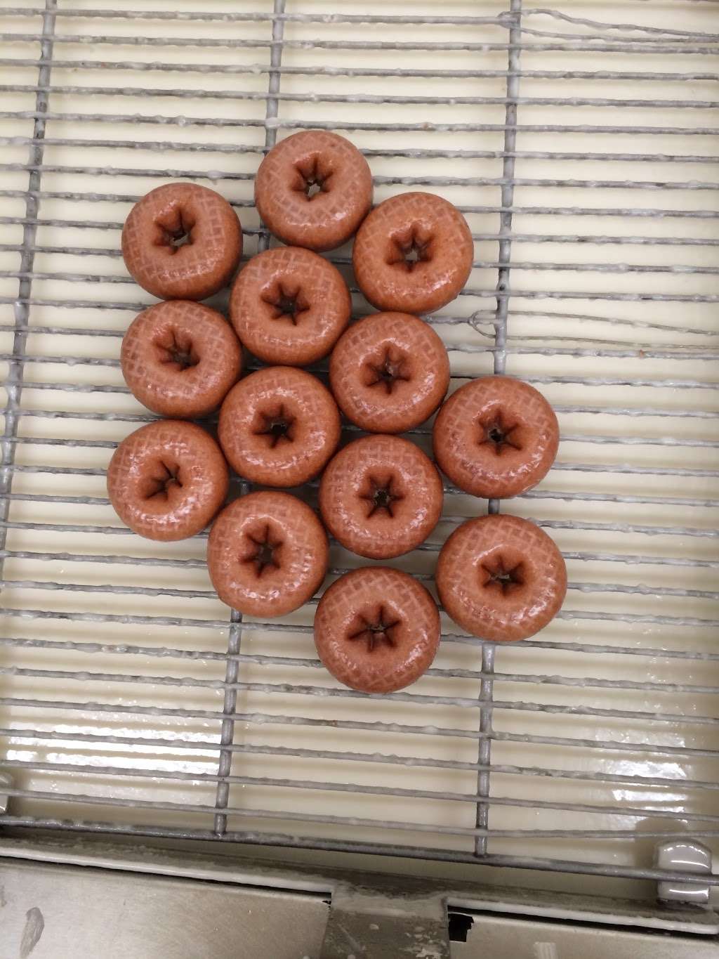 Southern Maid Donuts | 907 Eldridge Rd, Sugar Land, TX 77478, USA | Phone: (281) 242-1881