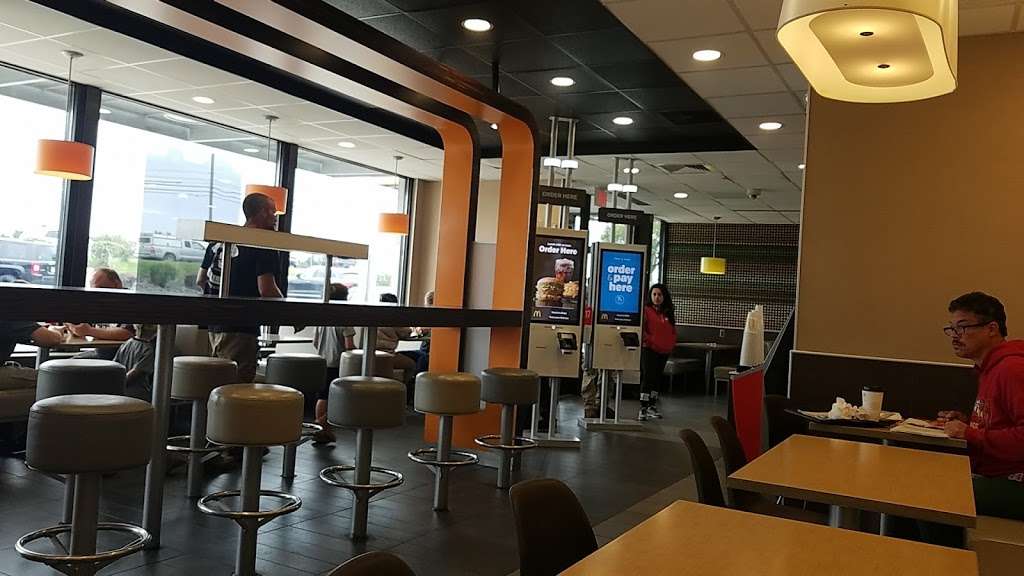 McDonalds | 126 Water St, Newton, NJ 07860, USA | Phone: (973) 383-6100