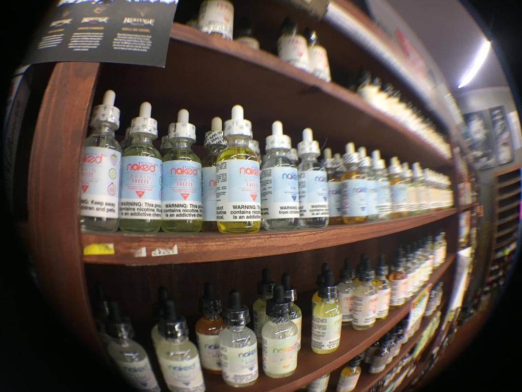 Zeronas Vape Shop | 1907 W Waltann Ln suite b, Phoenix, AZ 85023, USA | Phone: (602) 341-6591