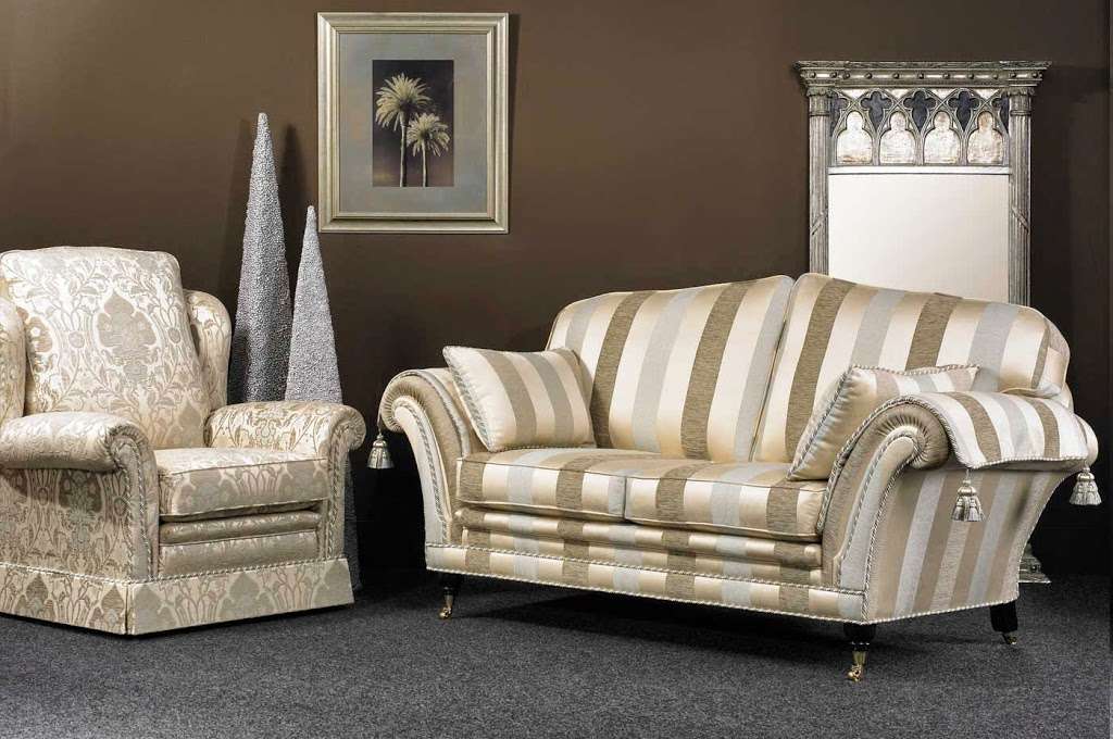 Heritage Sofas And Chairs | 8 Station Square, Orpington BR5 1NA, UK | Phone: 01689 875277