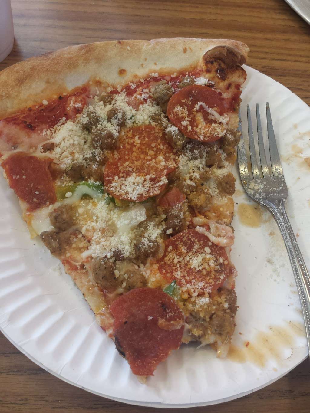 Mamma Leones Pizza | 650 E Red Bridge Rd, Kansas City, MO 64131, USA | Phone: (816) 943-1760