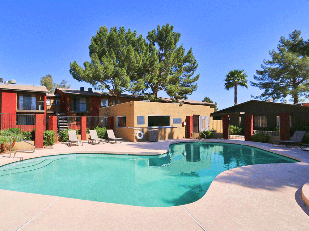 Palm Crest at Station 40 | 3816 N 83rd Ave, Phoenix, AZ 85033, USA | Phone: (623) 245-0641