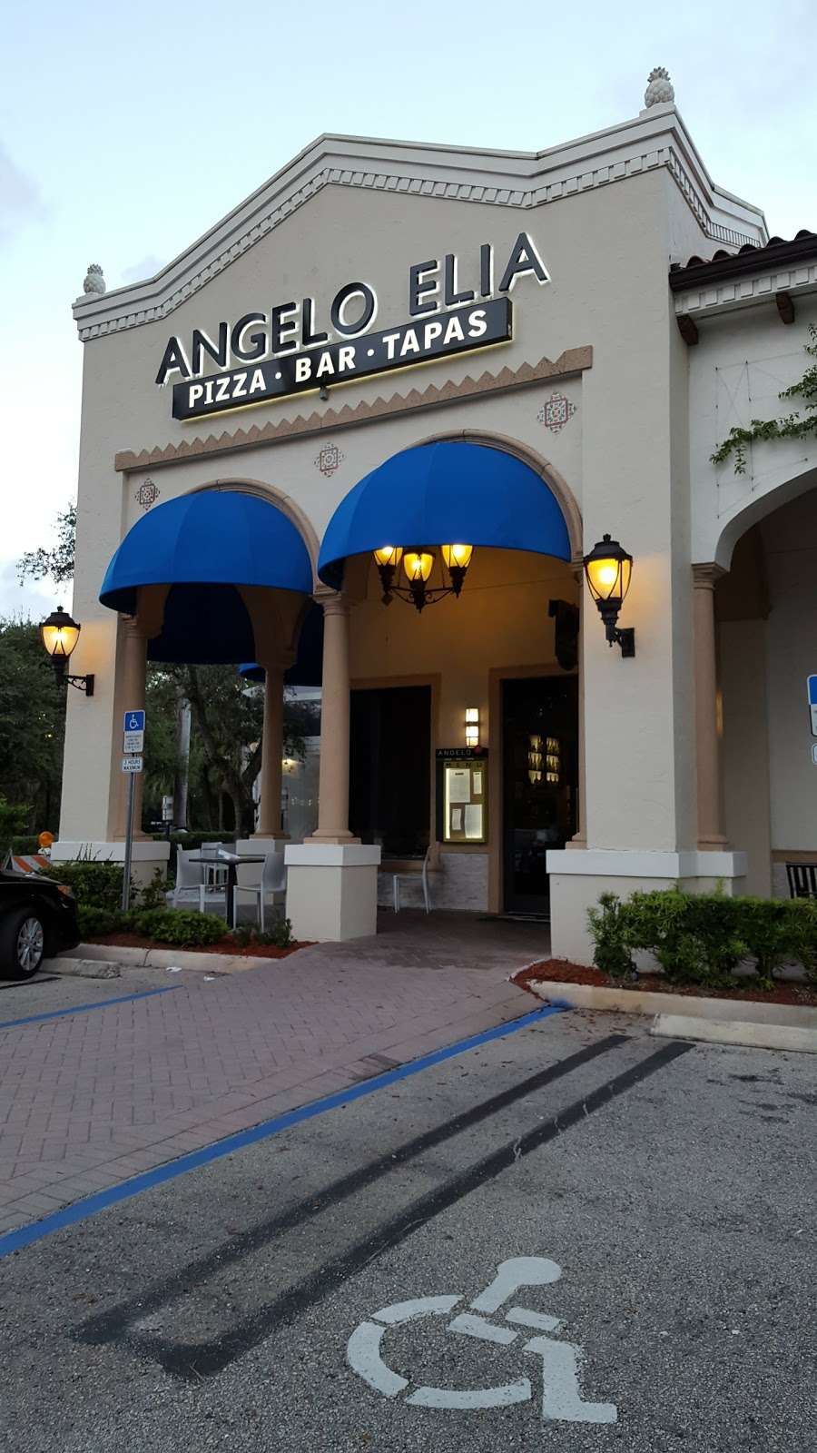 Angelo Elia Pizza, Bar, Tapas | 16950 Jog Rd, Delray Beach, FL 33446, USA | Phone: (561) 381-0037