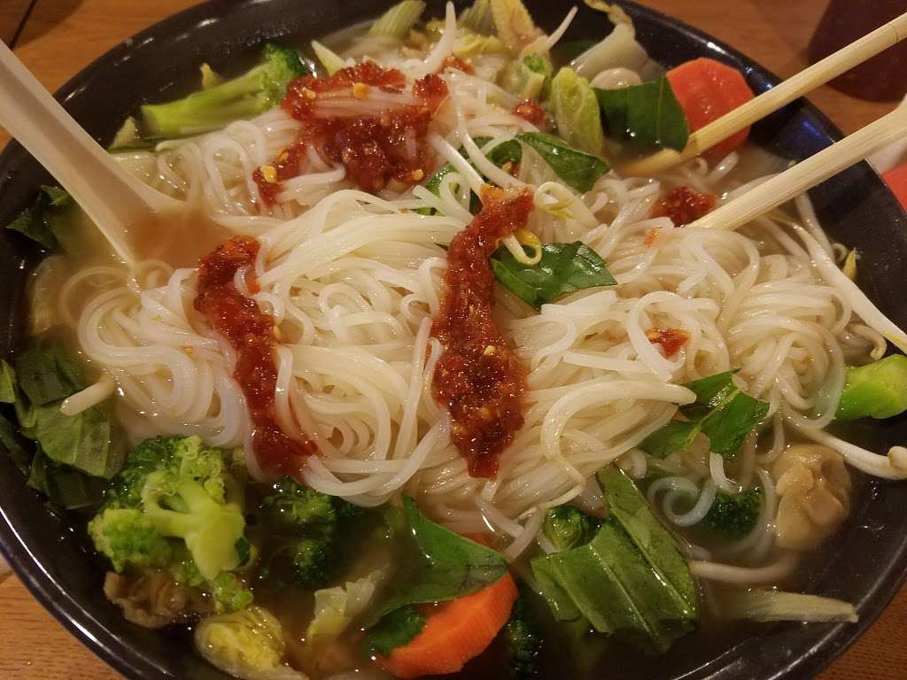 Pho Saigon | 1116 N Rolling Rd, Catonsville, MD 21228 | Phone: (410) 744-2740