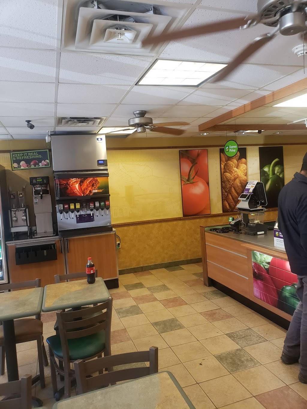 Subway | 505 Valley Brook Rd #104, McMurray, PA 15317 | Phone: (724) 941-7068