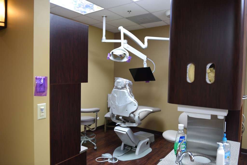 Red Star Dental | 14460 Hillcroft St #102, Houston, TX 77085, USA | Phone: (832) 360-2385