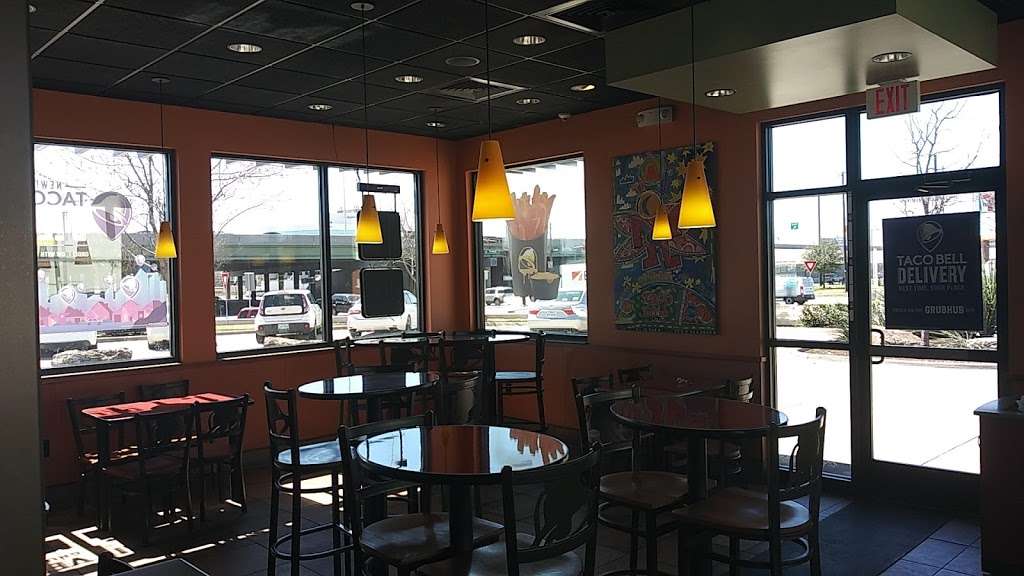 Taco Bell | 1025 W Airport Fwy, Irving, TX 75062, USA | Phone: (972) 252-2542