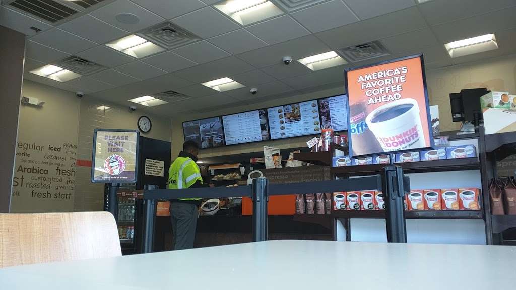 Dunkin Donuts - cafe  | Photo 10 of 10 | Address: 93 Valley Rd, Clifton, NJ 07013, USA | Phone: (973) 278-1574