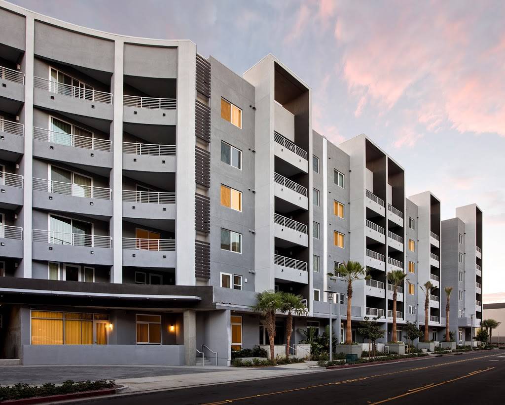 Vivere Lofts | 1331 E Katella Ave, Anaheim, CA 92805, USA | Phone: (714) 361-1502