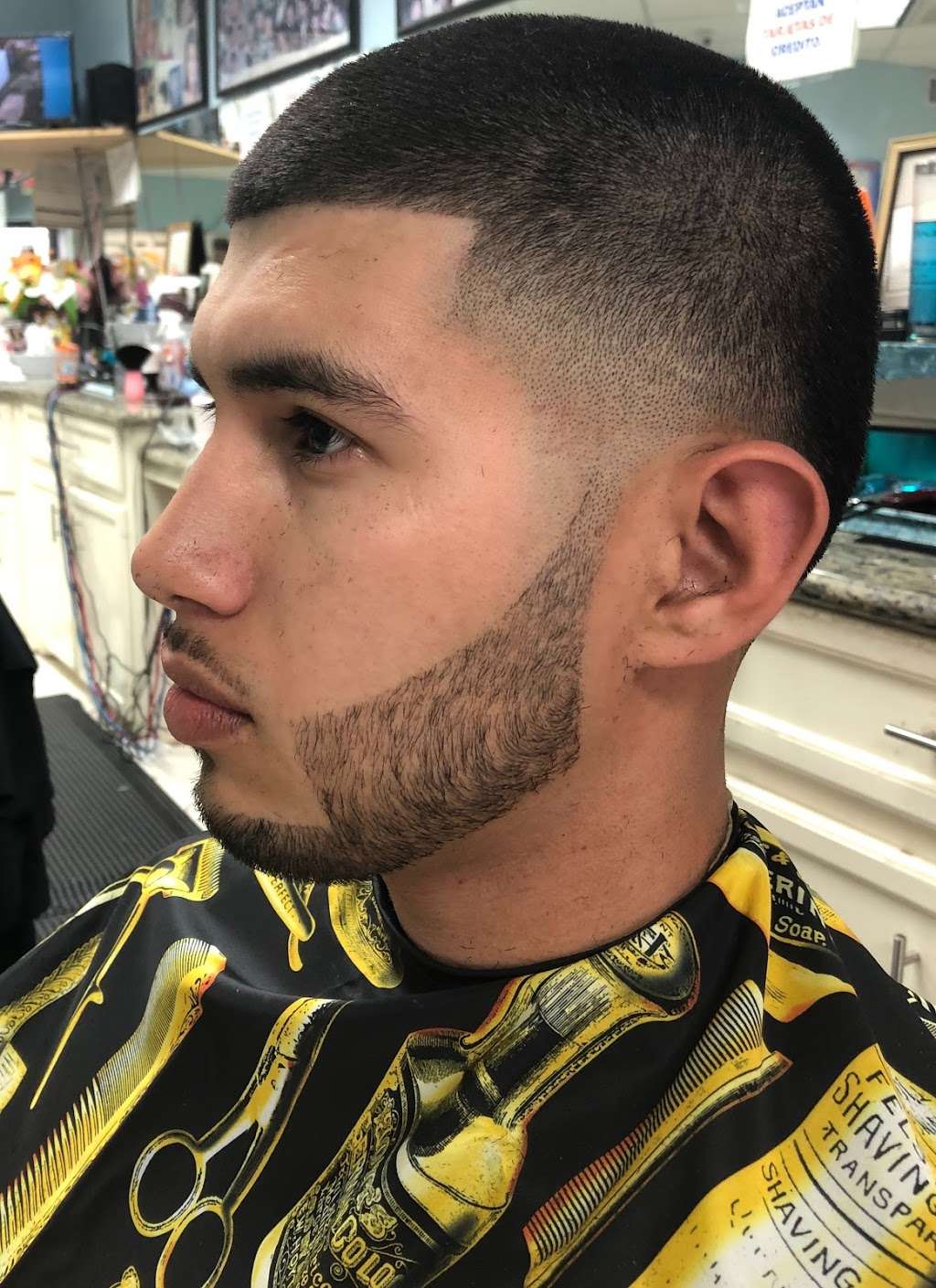 Guanajuato Barber Shop #1 | 4428, 6500 Harrisburg Blvd, Houston, TX 77011, USA | Phone: (713) 923-3024