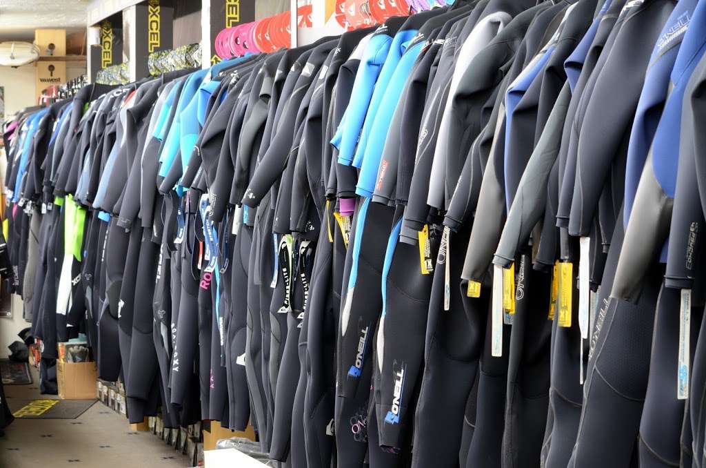 Frog House | 6908 West Coast Hwy, Newport Beach, CA 92663, USA | Phone: (949) 642-5690