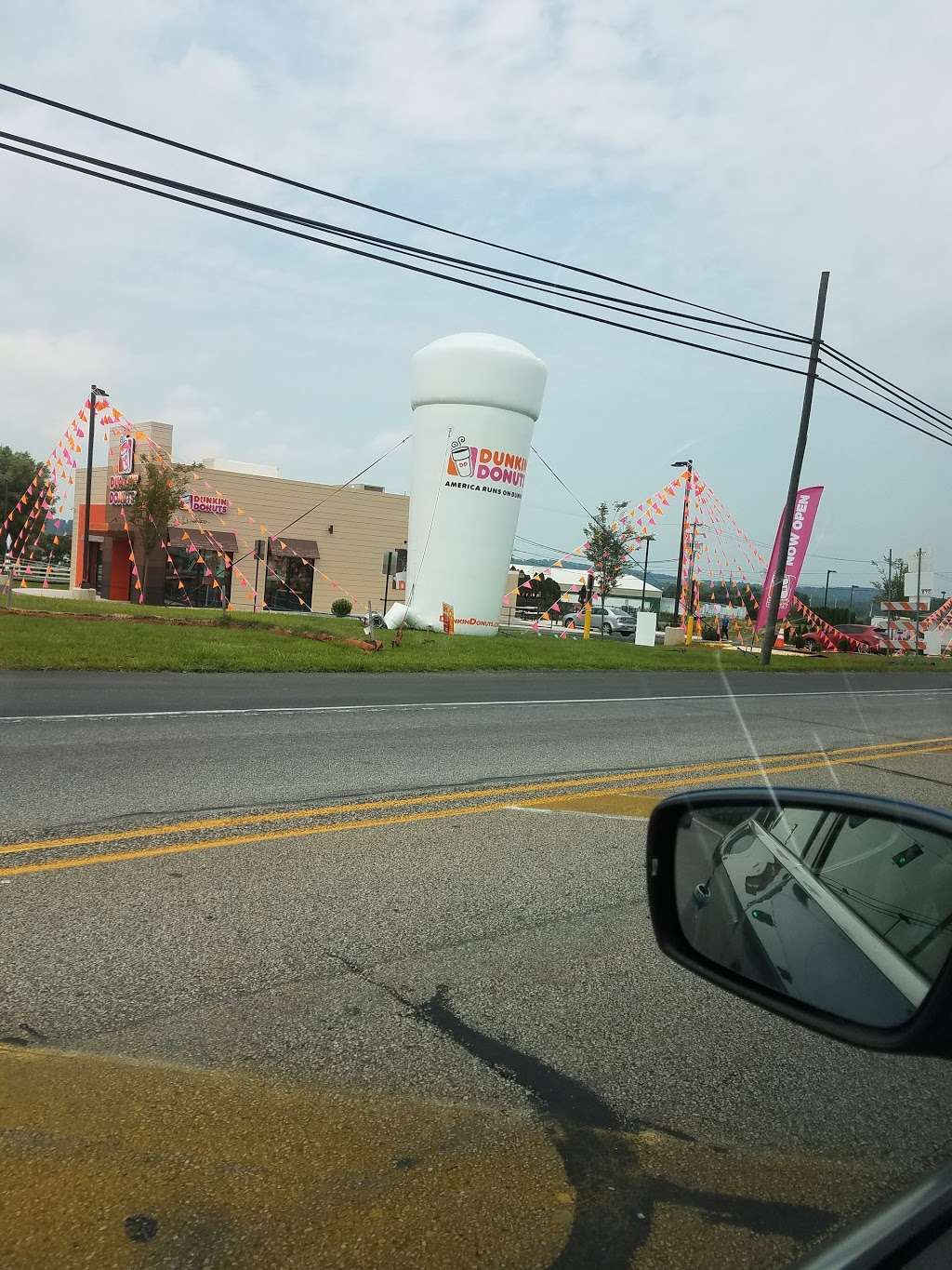 Dunkin Donuts | 60 Farmers Dr, Fleetwood, PA 19522, USA | Phone: (484) 575-8814