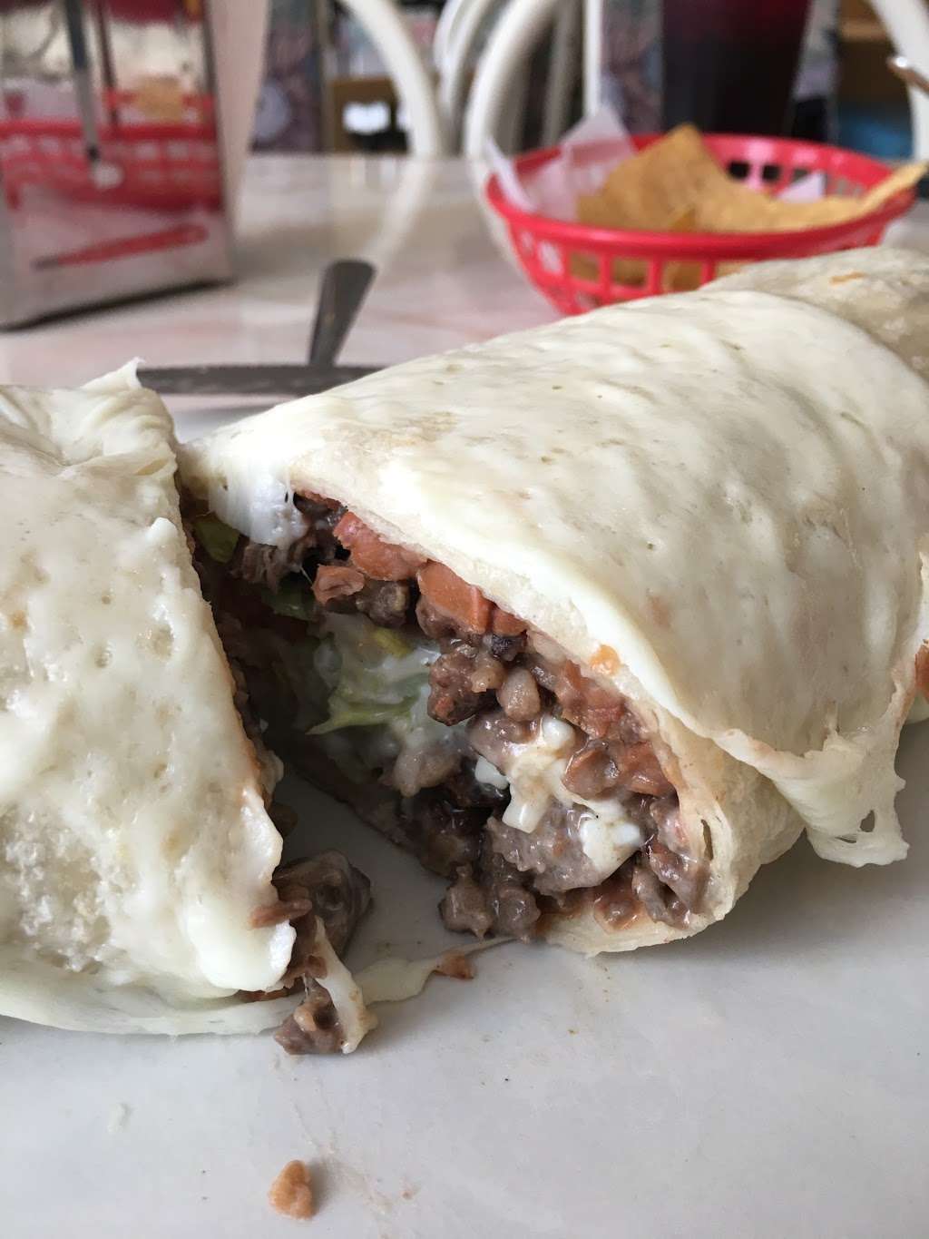 El Burrito Fantastico | 1228 W Lake St, Roselle, IL 60172, USA | Phone: (630) 980-4816