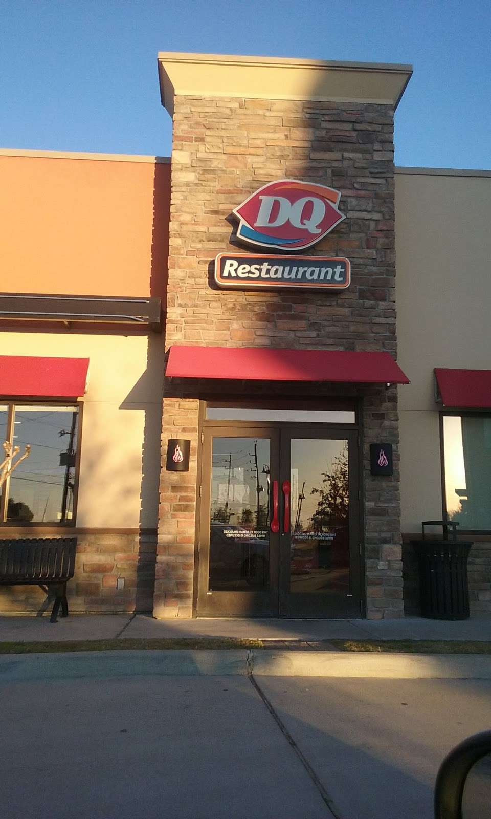 Dairy Queen Store | 6520 US-90 ALT, Sugar Land, TX 77498 | Phone: (281) 240-3331