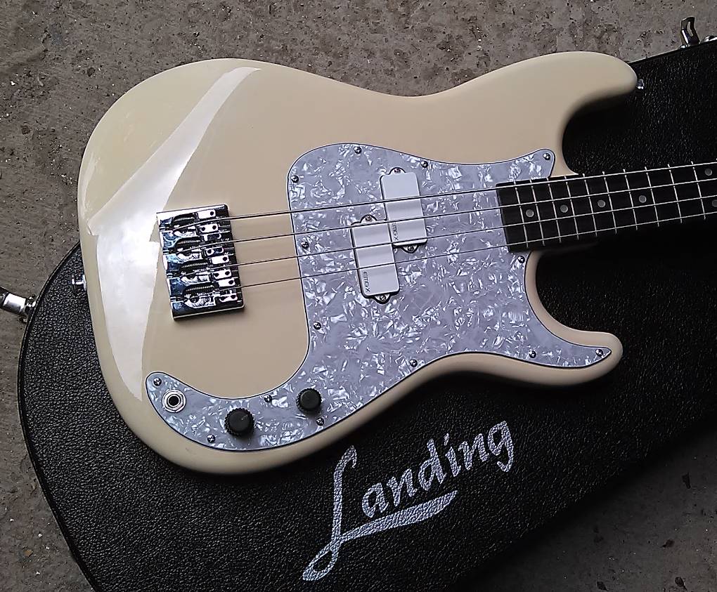 Landing Guitars | 345 Cherry St, West Homestead, PA 15120, USA | Phone: (412) 462-8999