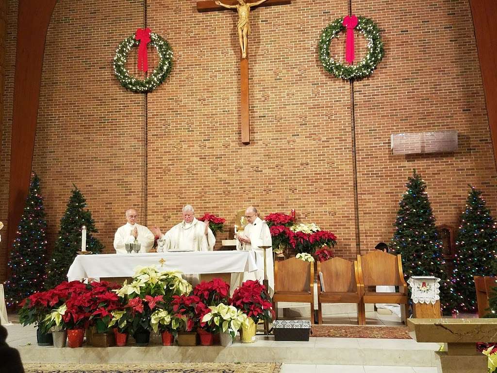 St. Therese of Jesus Catholic Church | 271 N Farnsworth Ave, Aurora, IL 60505, USA | Phone: (630) 898-5422