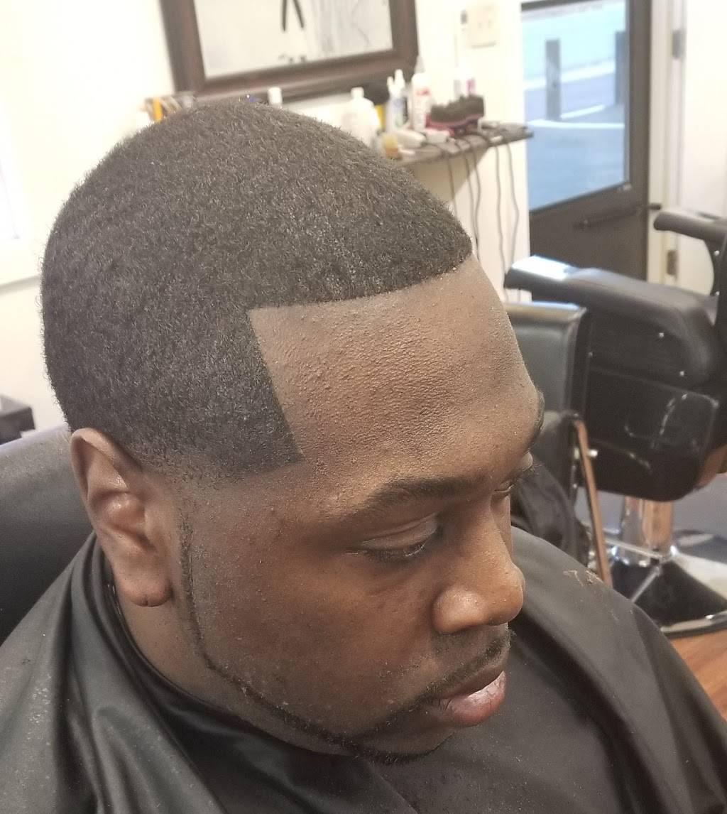 Distingguished Gentleman Barbershop | 1708 Shamrock Dr, Charlotte, NC 28205, USA | Phone: (704) 807-8749