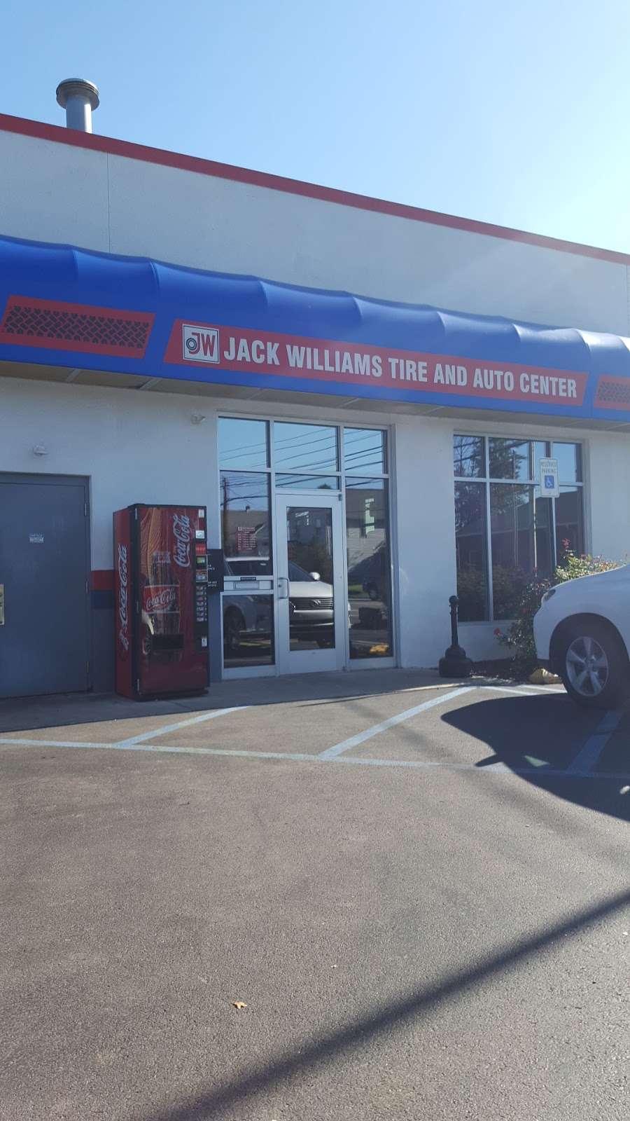 Jack Williams Tire & Auto Service Centers | 3726 Birney Ave, Moosic, PA 18507, USA | Phone: (570) 558-1970