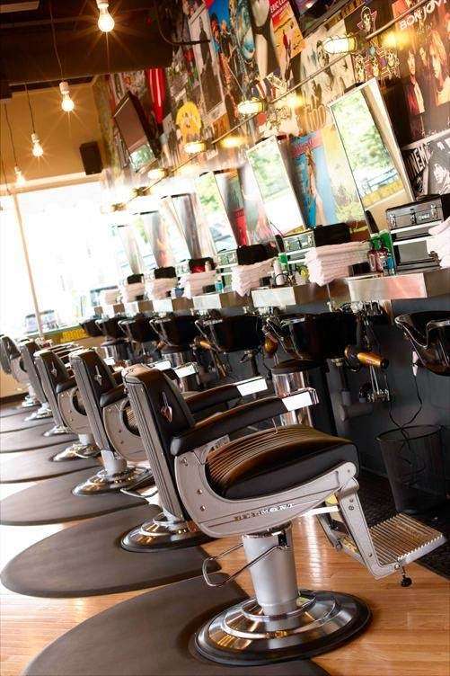 Floyds 99 Barbershop | 742 W Higgins Rd, Park Ridge, IL 60068 | Phone: (847) 720-4952